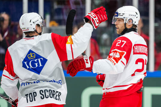 Thomas Hundertpfund of Klagenfurt celebrates