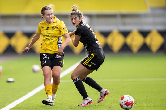 Elfsborgs Ellen Nilsson och Smedbys Mariam Khalaf