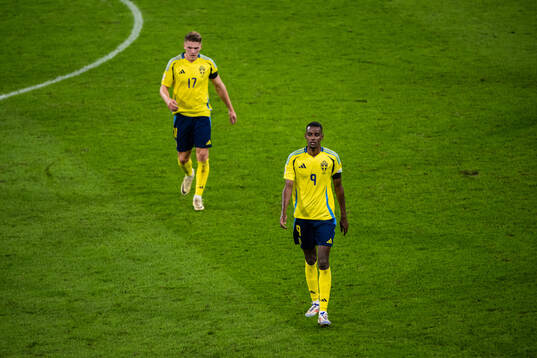 Viktor Gyökeres and Alexander Isak of Sweden