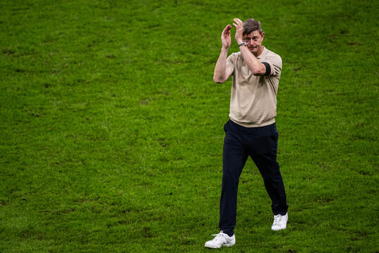 Head coach Jon Dahl Tomasson of Sweden