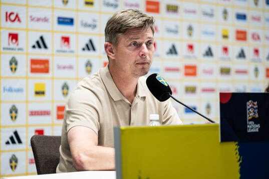 Head coach Jon Dahl Tomasson of Sweden at the press