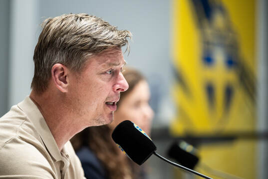Head coach Jon Dahl Tomasson of Sweden at the press