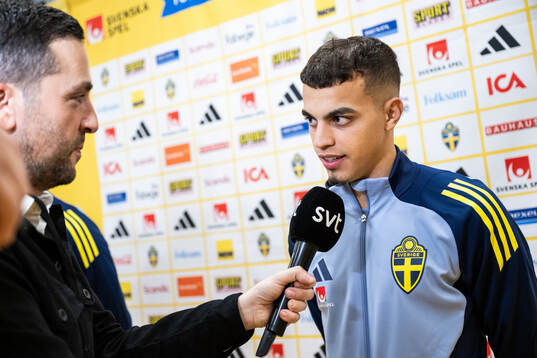 Yasin Ayari of Sweden