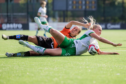 Hammarbys Cathinka Tandberg och Kristianstads Alice Nilsson