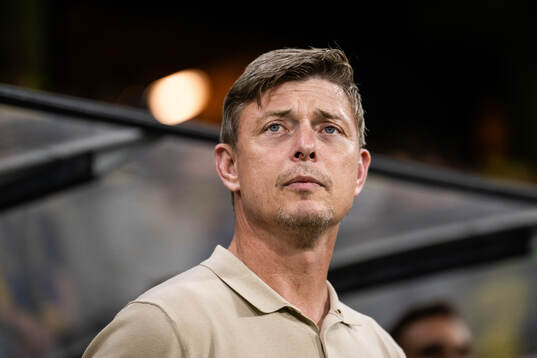 Head coach Jon Dahl Tomasson of Sweden