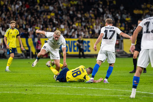 Rocco Shein of Estonia and Yasin Ayari of Sweden