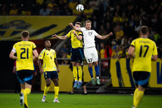 Isak Hien and Gabriel Gudmundsson of Sweden compete for the