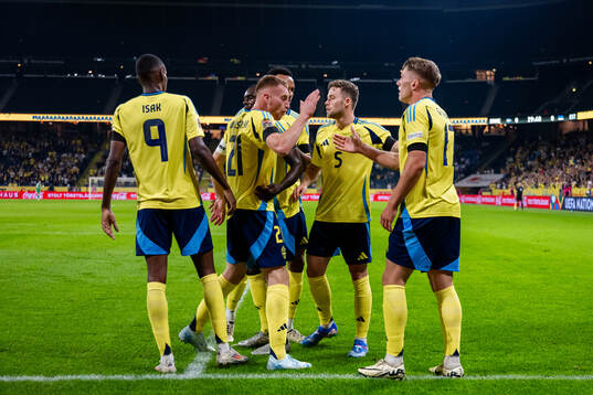 Alexander Isak, Dejan Kulusevski, Gabriel Gudmundsson and