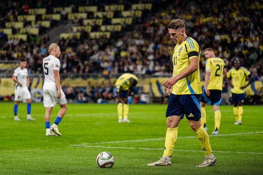 Viktor Gyökeres of Sweden looks dejected