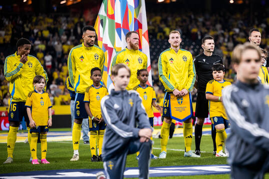 Alex Douglas, goalkeeper Viktor Johansson and Dejan