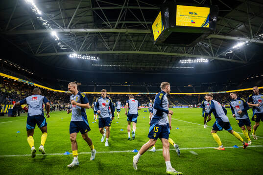 Carl Starfelt and Ludwig Augustinsson of Sweden