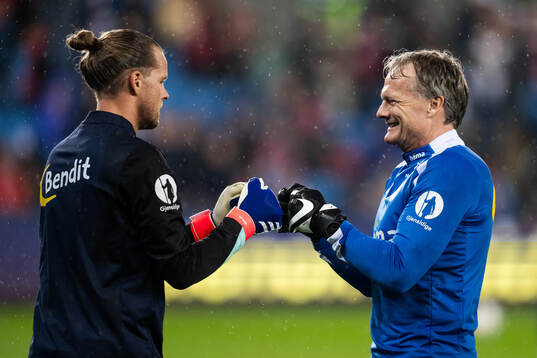 Goalkeeper Ørjan Håskjold Nyland and Frode Grodås,