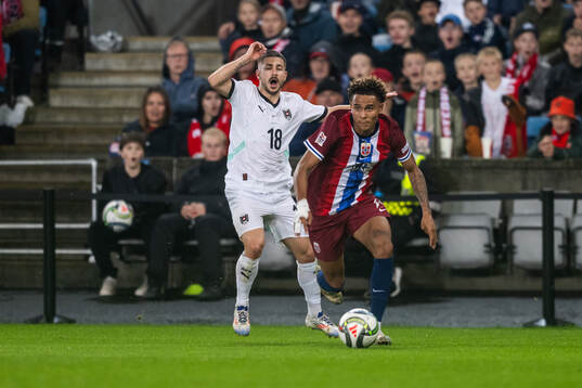 Romano Schmid of Austria and Antonio Nusa of Norway