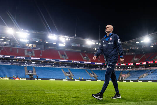 Head coach Ståle Solbakken of Norway
