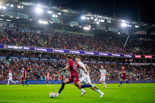 Antonio Nusa of Norway and Stefan Posch of Austria