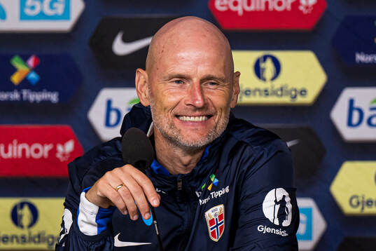 Head coach Ståle Solbakken of Norway
