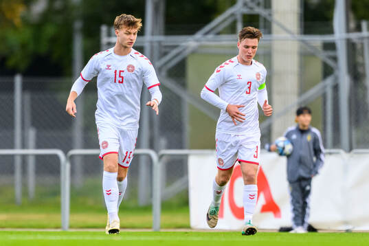Villads Schmidt Nielsen and Kaare Barslund of Denmark