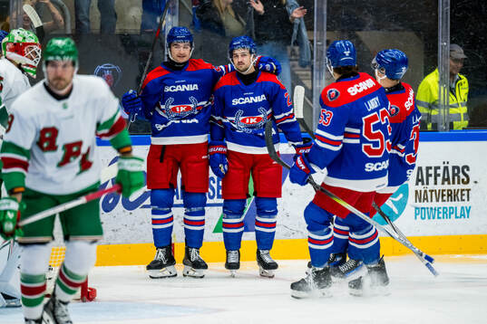 Bläddra bland fler bilder av Ishockey, Träningsmatch, Oskarshamn - Rögle