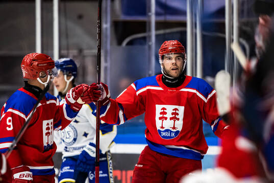 Timrås Magnus Pääjärvi jublar