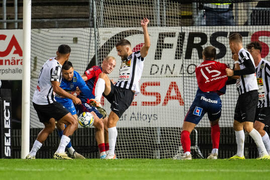 Landskronas målvakt Amr Kaddoura, Rassa Rahmani och Filip