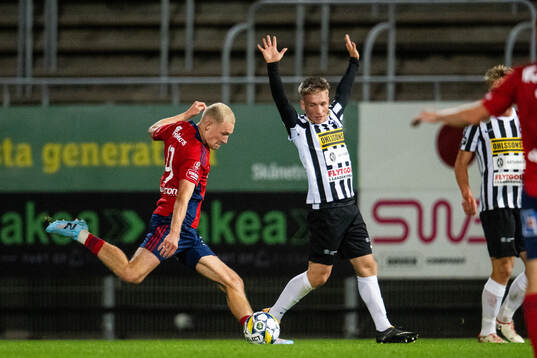 Östers Adam Bergmark Wiberg sista matchens skott