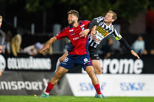 Landskronas Philip Andersson mot Östers Alibek Aliev