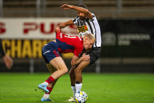 Landskronas Rassa Rahmani och Östers Adam Bergmark Wiberg