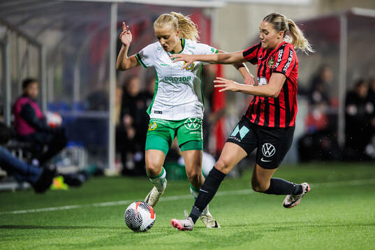 Hammarbys Smilla Holmberg och Brommapojkarnas Tuva Ölvestad