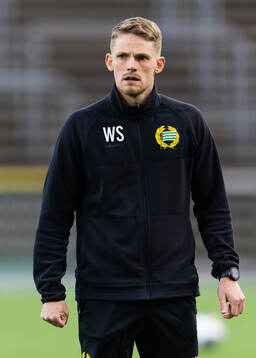 Hammarbys assisterande tränare William Strömberg innan
