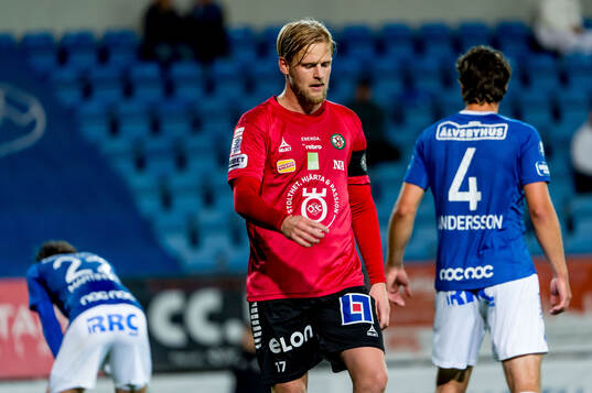 Örebros Karl Holmberg deppar