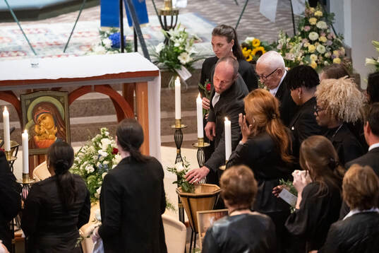 Daughter Lina Eriksson, son Johan Eriksson, father Sven