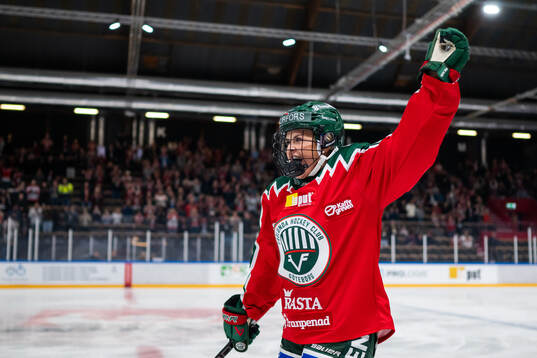 Frölundas Sofie Lundin jublar