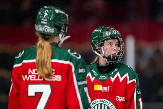 Frölundas Elisa Holopainen deppar