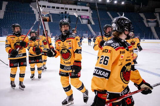 Luleås Nadia Mattivi jublar
