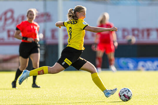 Mille Ivi Christensen of LSK Kvinner