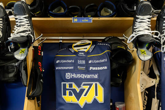 Olle Alsings tröja HV71s omklädningsrum
