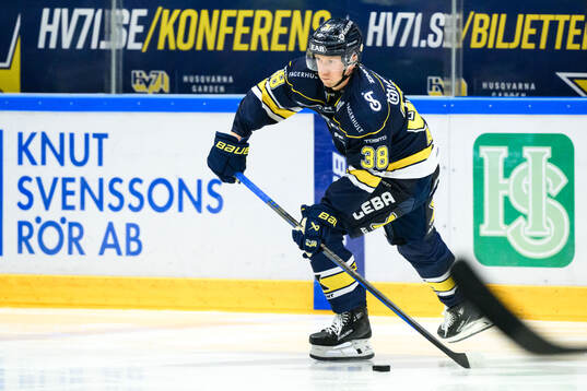 HV71s Olle Alsing