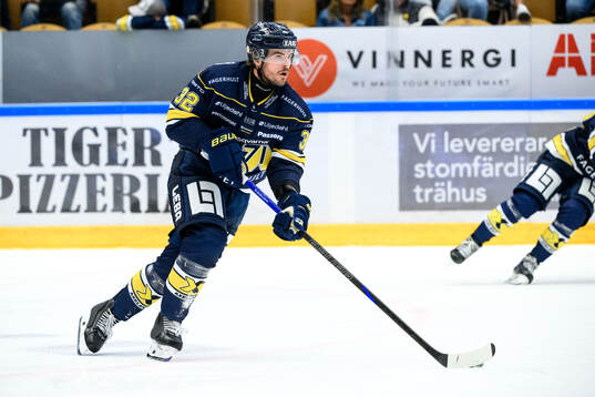 HV71s Oscar Engsund