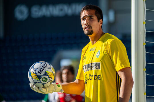 Skövde AIKs målvakt Adrian Zendejas