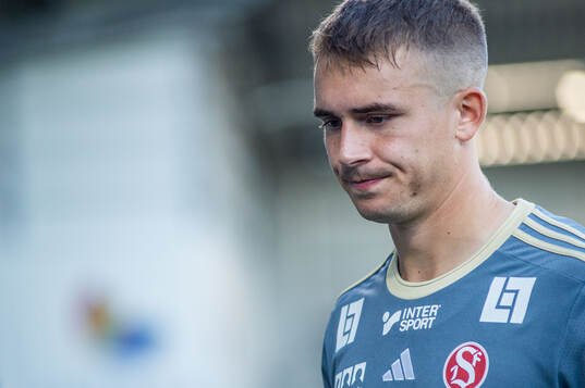 Sandvikens IFs målvakt Felix Jakobsson deppar