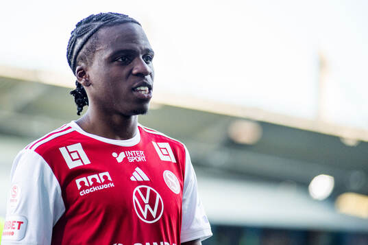 Sandvikens IFs Calvin Kabuye deppar