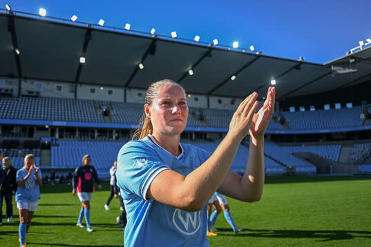 Malmö FFs Linnea Svensson jublar
