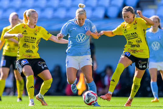 Gamla Upsalas Sofia Paulsson och Ebba Costow och Malmö FFs