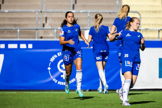 IFK Norrköpings Vesna Milivojevic på uppvärmningen