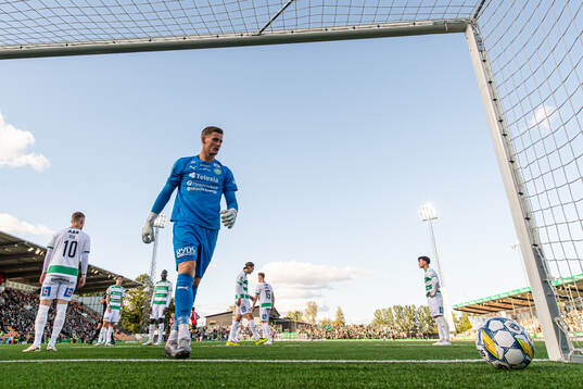 Västerås målvakt Johan Brattberg deppar