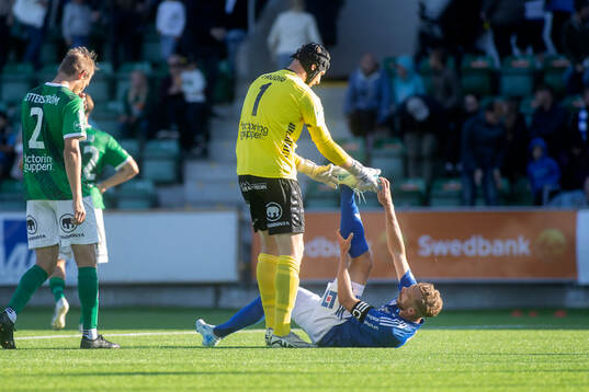 GIF Sundsvalls Pontus Engblom och Brages målvakt Viktor
