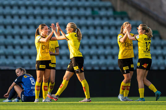 Nora Marie Stærk and Eva Amanda Johnsson Haahr of LSK