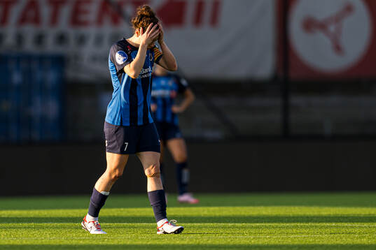 Melissa Linn Berman Bjånesøy of Stabæk looks dejected