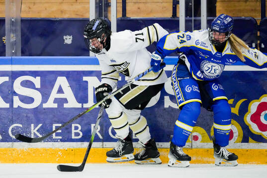 SDEs Emily Nix och Leksands Wilma Tagesson