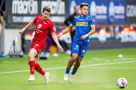 Sander Erik Kartum of Brann and Christopher Cheng of